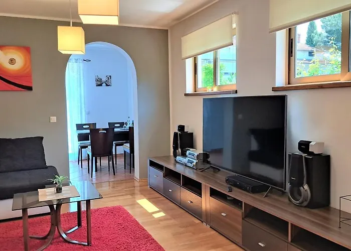 Urban Premium Apartments (Adults Only)