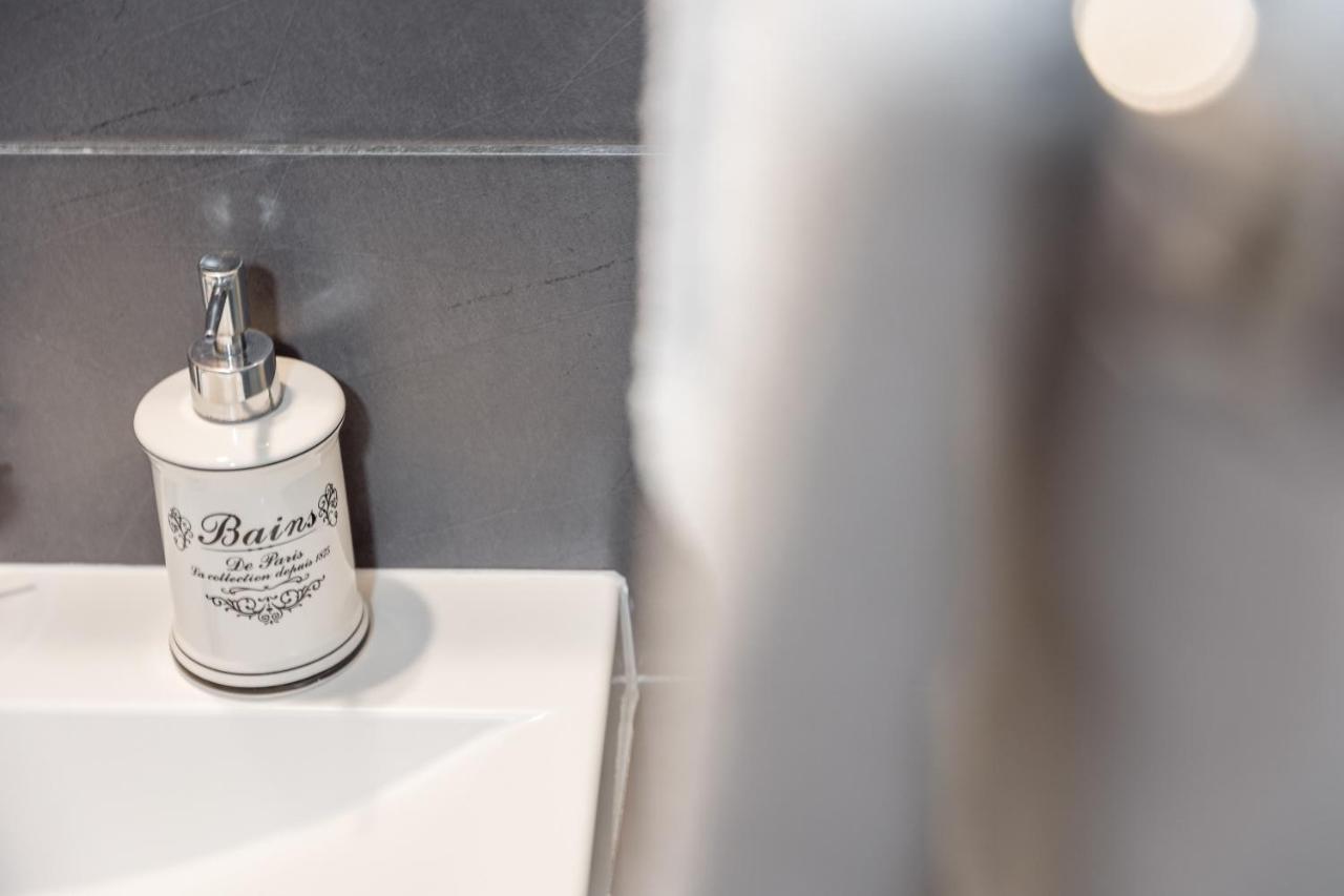Urban Premium (adults Only) Apartma *