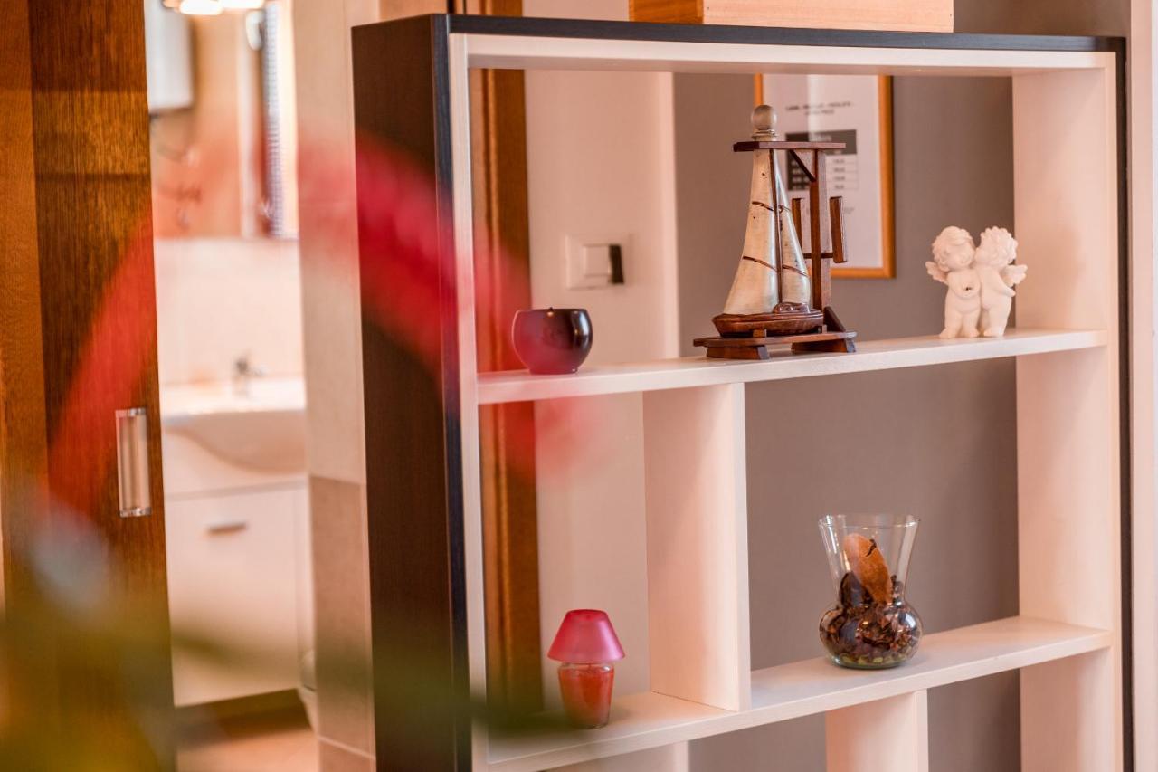 Urban Premium (adults Only) Apartma *